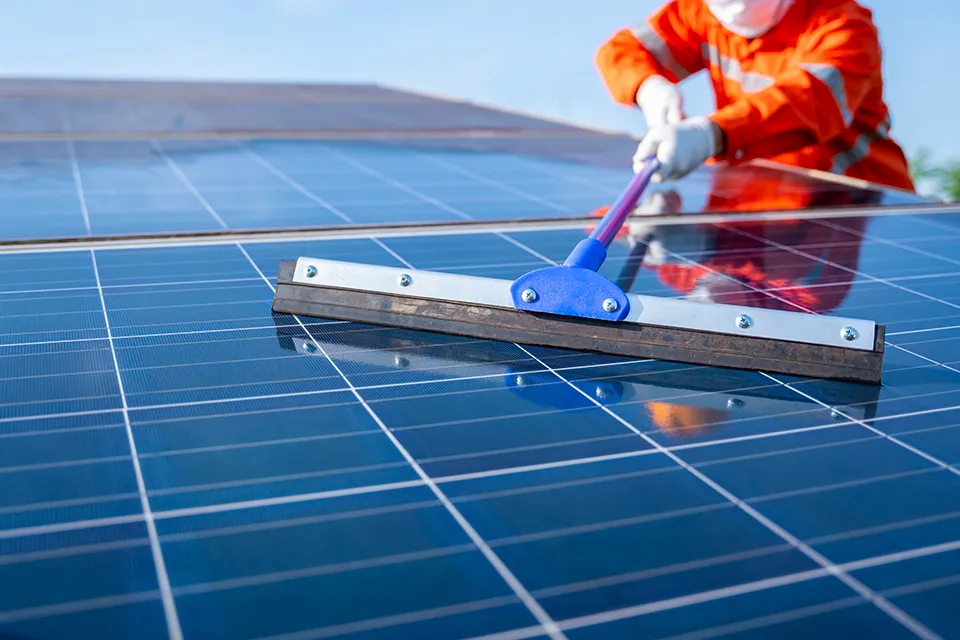 service de nettoyage panneaux solaires à Nîmes